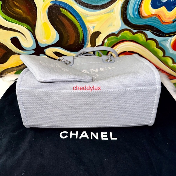 💎💎💎Authentic CHANEL DEAUVILLE 2 WAY BAG - Picture 5 of 17